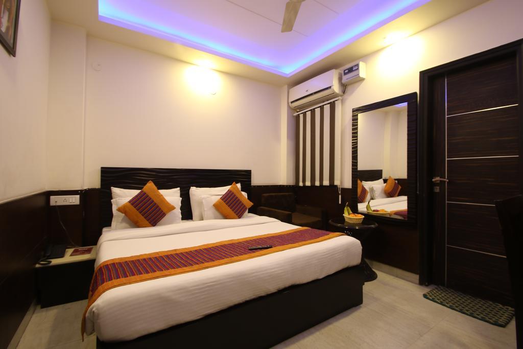 Hotel Hill Palace -Near Karol Bagh Metro Station Delhi  Esterno foto