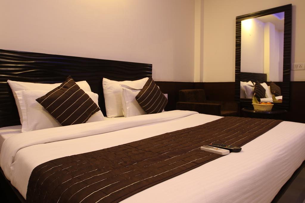 Hotel Hill Palace -Near Karol Bagh Metro Station Delhi  Esterno foto