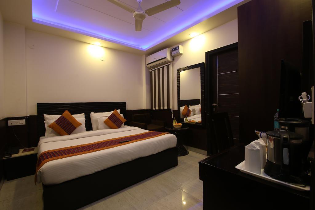 Hotel Hill Palace -Near Karol Bagh Metro Station Delhi  Esterno foto