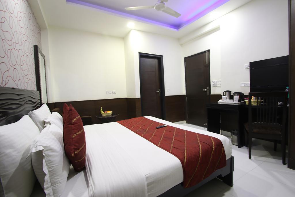 Hotel Hill Palace -Near Karol Bagh Metro Station Delhi  Esterno foto
