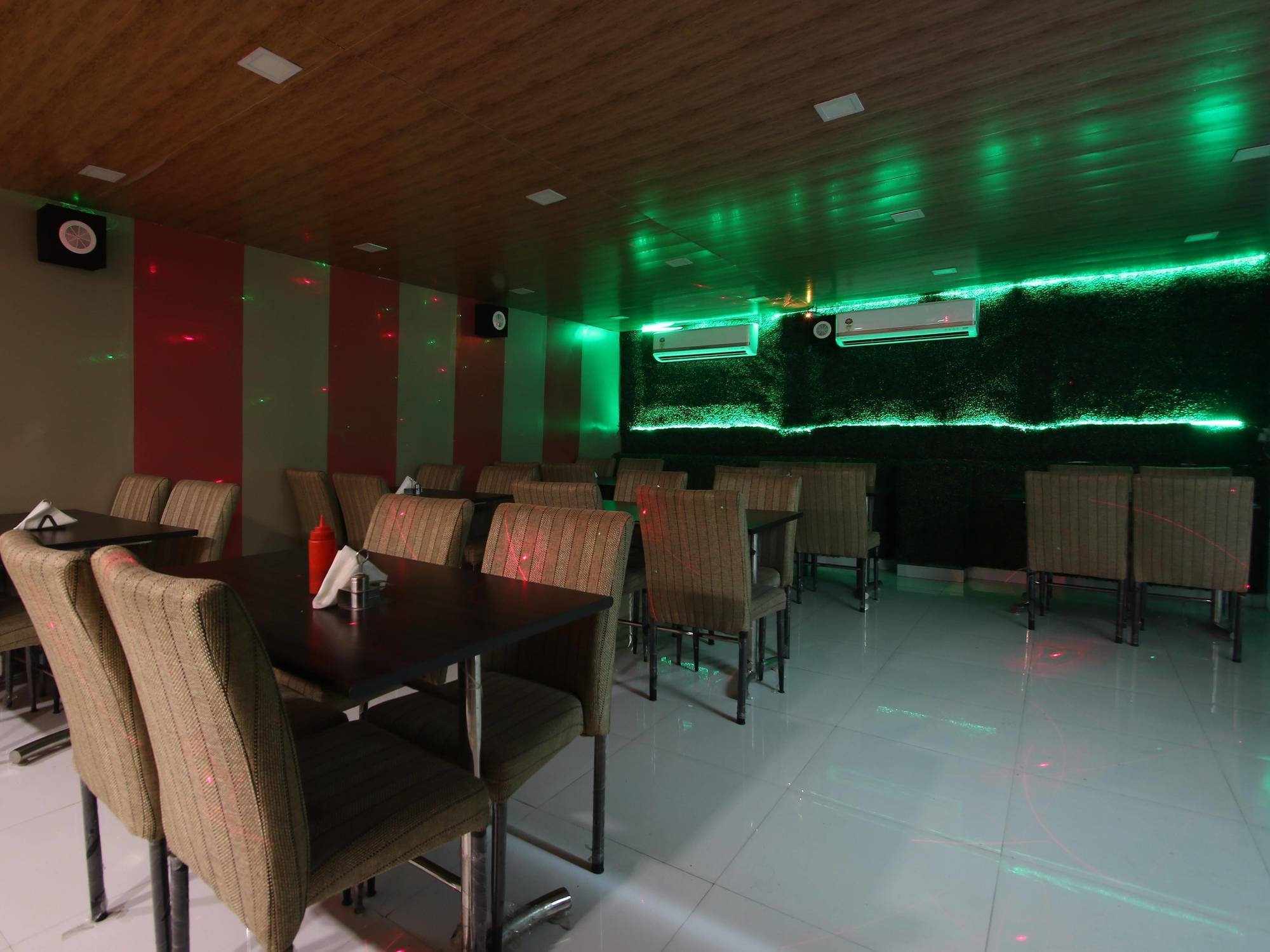 Hotel Hill Palace -Near Karol Bagh Metro Station Delhi  Esterno foto